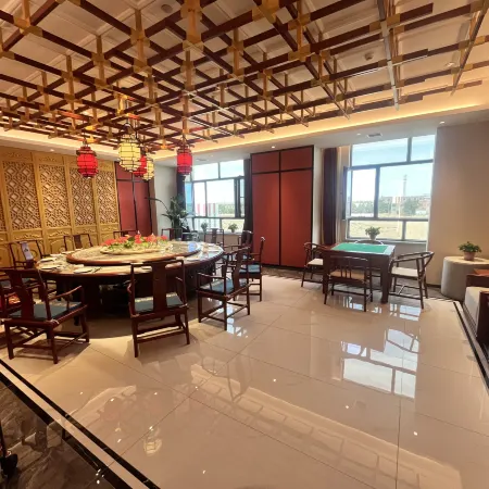 Minqin Yutong Hotel