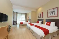 Townhouse Oak Melaka Near Dataran Pahlawan Formerly Ideals Hotel - balcony