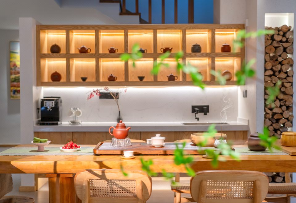 Chongqing Fairy Maiden Mountain Peach Blossom Land B&B