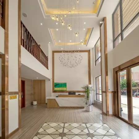 Dongxing Cibin Hotel