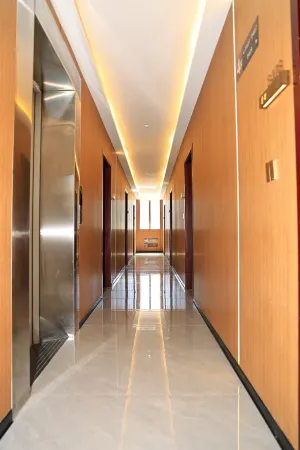 8090 Theme Hotel Отели рядом с достопримечательностью «Langmusi Scenic Spots»