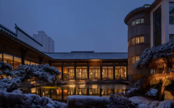 Blossom & Resorts · Shunlu