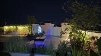 Yuerong Shanyuan Homestay Hotels near Longevity Village