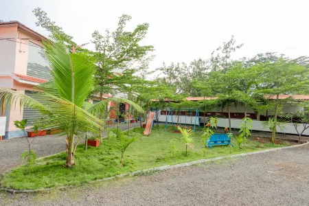 Opulence Resort Nagaon Alibaug Отели в г. Чол