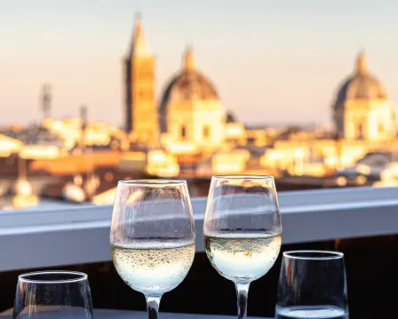 เบส เวสเทิร์น พลัส โฮเทล ยูนิเวอร์โซ โรงแรมในโรม