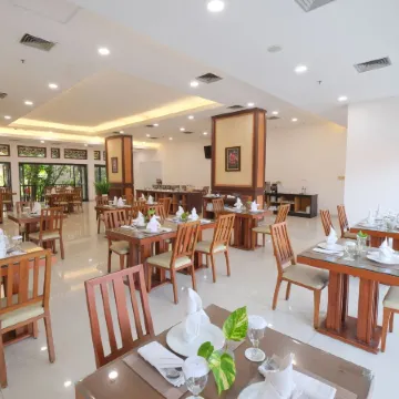 Grand Orchid Hotel Solo