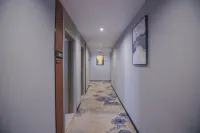 Hua Yi Selected Hotel under Home Inn (Jining Weishan Lake Branch) - พร้อมอาหารเช้า