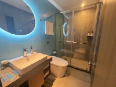 Homeinn Hotel (Jixi Jinlong Building Railway Station Wanda Plaza)