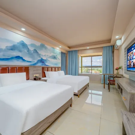Ledong Mingcheng Hotel (Huangliu Station Branch)