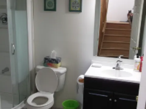 Lakeshore North - Waterloo Hotels in Waterloo