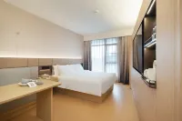 Ji Hotel (Yuncheng Yanhu Tiaoshan Street)