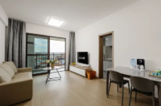 MiLe Dongfeng Artistic Inn.