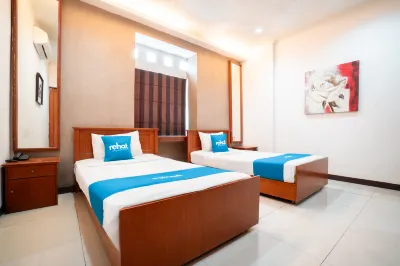 Rehat at Hotel 10 Buah Batu โรงแรมใน