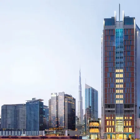 Renaissance Business Bay Hotel, Dubai Отели рядом с достопримечательностью «Базар Аль-Бахар»