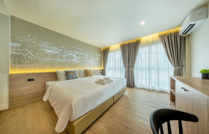 Ralph Poshtel Sukhumvit