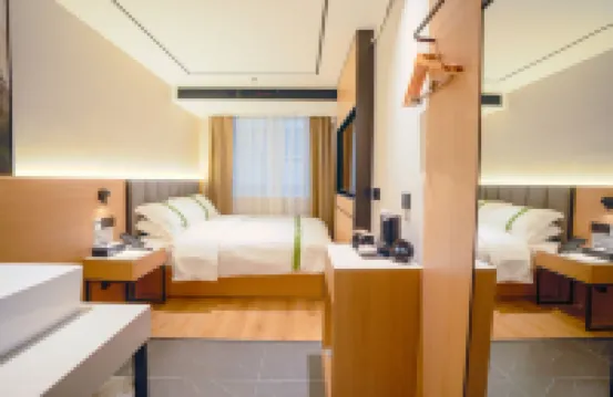 GreenTree Inn Express Hotel (Lingbi Luohe East Road Lady Shopping Plaza)