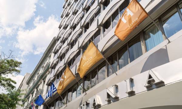 Titania Hotel