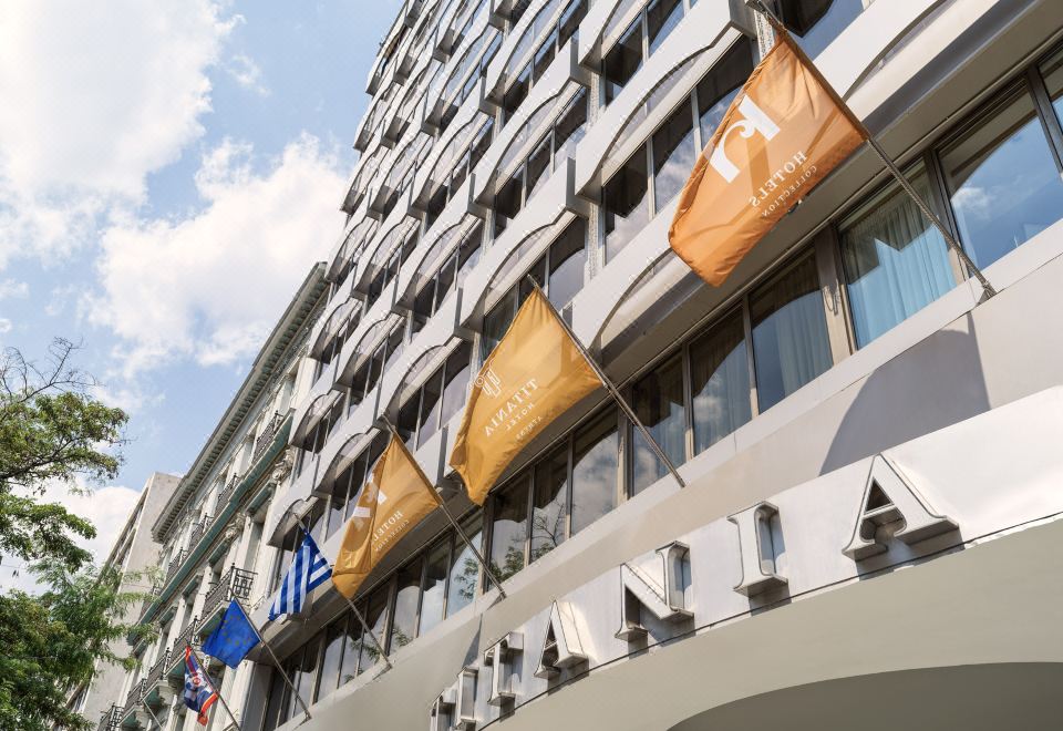 티타니아 호텔의 깨끗한 객실 내부