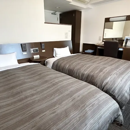 HOTEL ROUTE-INN DAI-NI SUWA INTER Отели рядом с достопримечательностью «Onsenji Temple»
