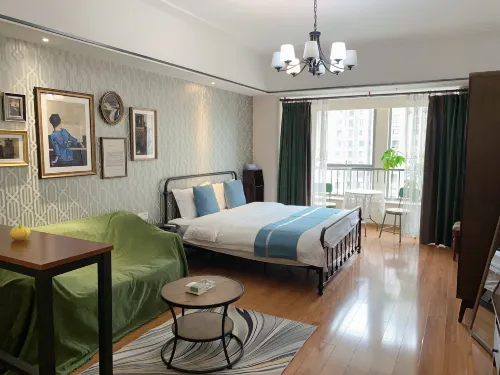 Xingji Light Luxury Hotel