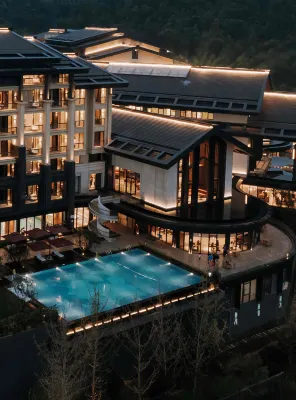 Pullman Yuxi Hotels near Nie'er Former Residence