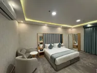 Rose Land Hotel Hotels near The old Emirate Palace in Umluj