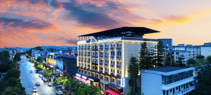 Longchuan Heijin Liuli Hotel 룽촨 호텔