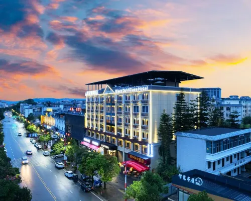 Longchuan Heijin Liuli Hotel Hotels in Longchuan