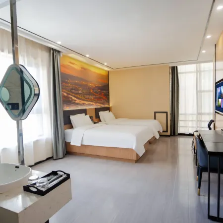 YunboZhenpinHotel (Tianshui Lantian City Square)