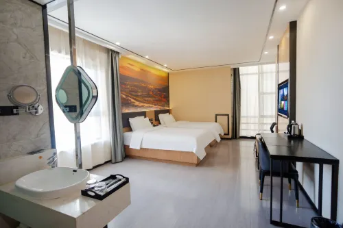YunboZhenpinHotel (Tianshui Lantian City Square) - 2 ดาว
