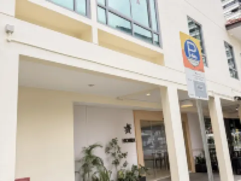 HOMIX Hotel Hotels near Seletar Airport