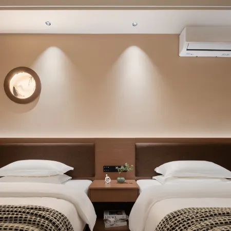 Xishe Private Hot Spring Hotel (Huquan Ecological Park)