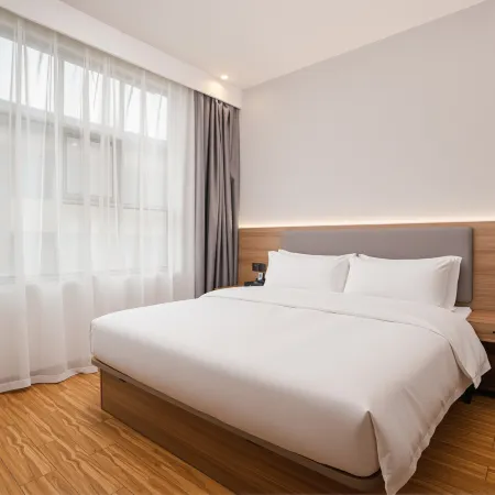 Carlton Hotel (Sanjiang)