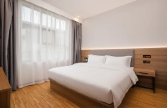 Carlton Hotel (Sanjiang)
