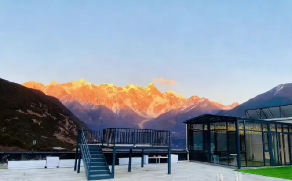 Suosong Mingting (Suosong Village)