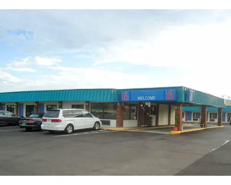 Motel 6 Columbus, MS โรงแรมในโคลัมบัส