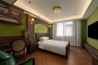 Jixi Ruoyi ROY • Shizhi Homeland Homestay
