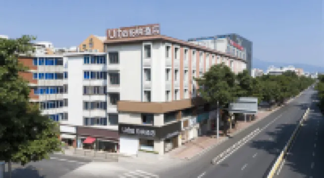 โรงแรมอุร์บา (สวนภูเขายันไถ สถานีรถไฟฟ้าซานฉา)