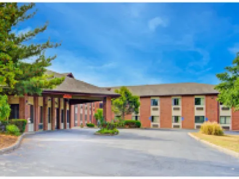 Capital O Amerihost Inn and Suites Fulton Hwy 54 MO Hotels in Fulton