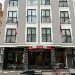 Heya Hotel - parking