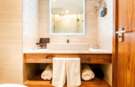 ยีเทล คอลเลกชัน ชิงเต่า จ้านเฉียว เรลเวย์ สเตชั่น ตะวันออก จัตุรัส