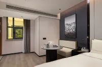 Atour Hotel Beijing Qianmen Hufangqiao Metro Station - New