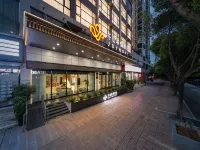 Qianshan Heyue Hotel
