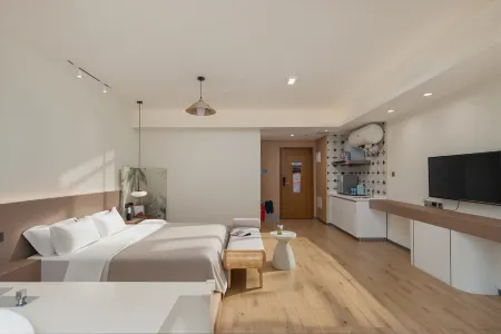 Baisite Van Gogh Sea Resort Meisu Hotel (Shanwei Poly Jinxuanwan Branch)