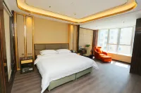 Puriessten International Hotel - 발코니