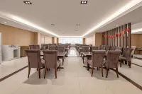 Junbo Hotel