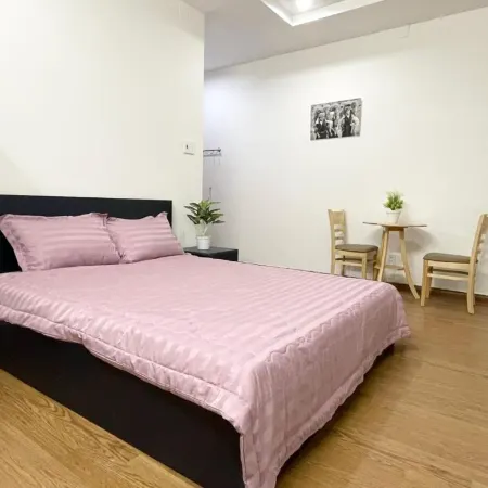 Cali Homestay Отели рядом с достопримечательностью «Куан-Бинь-Тхань»
