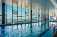 Novotel Living Yunnan Dianchi Times - Kolam Renang