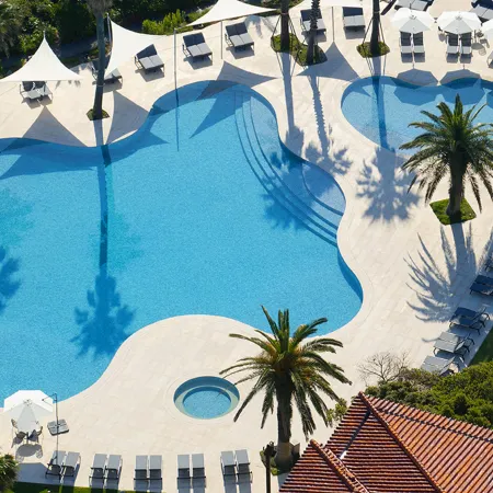 Haevichi Hotel & Resort Jeju Отели рядом с достопримечательностью «Пляж Пёсон»