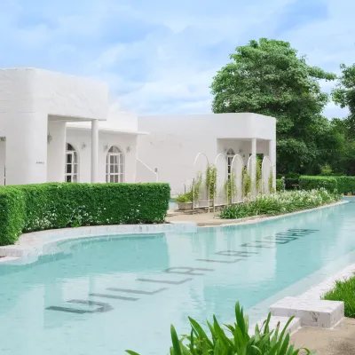 Villa La Flora Kanchanaburi Hoteles cerca de Restaurante Keeree Tara